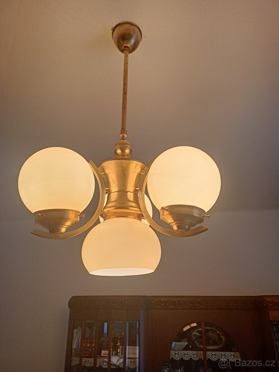 Prodej starožitného Lustru