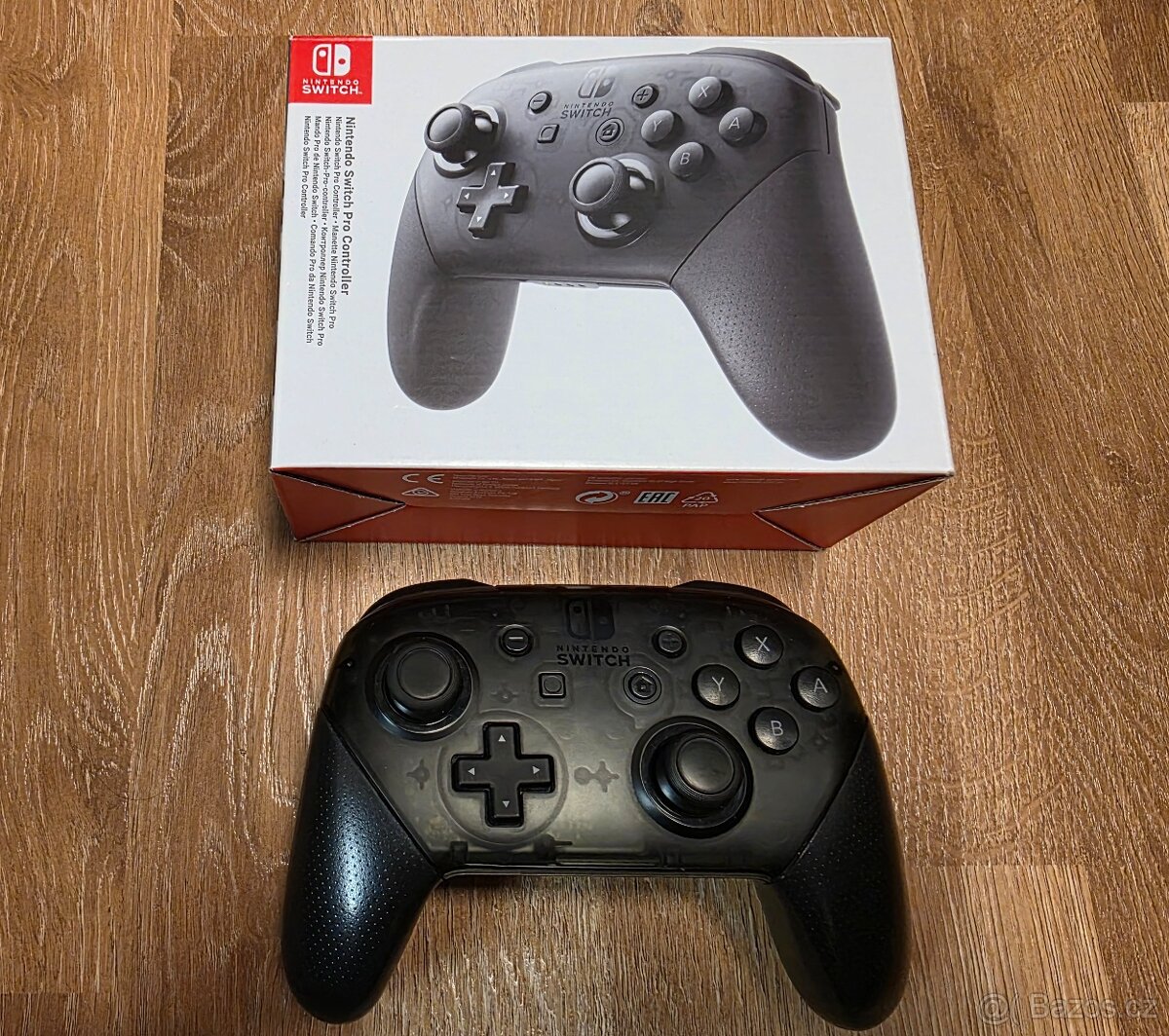 Nintendo Switch Pro Controller