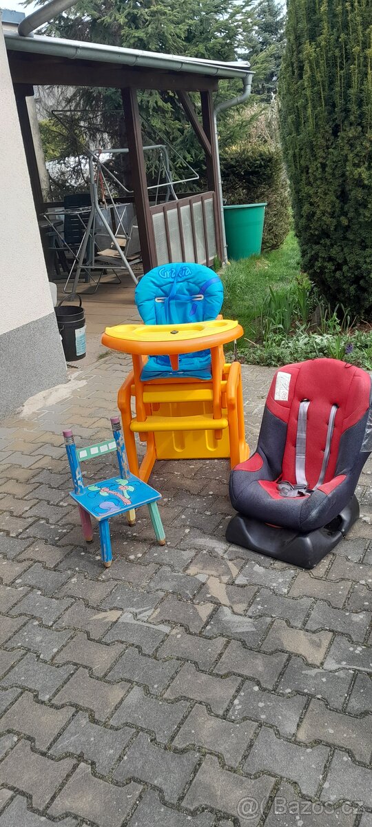 Autosedačka ,ohrádka,sedátko