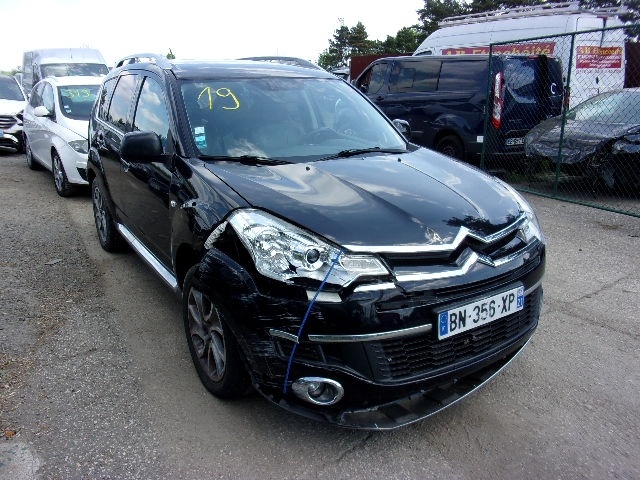 Citroën C-Crosser 2,2 HDi 7míst