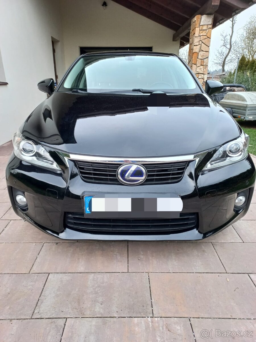 Lexus CT200h SLEVA 10000kč