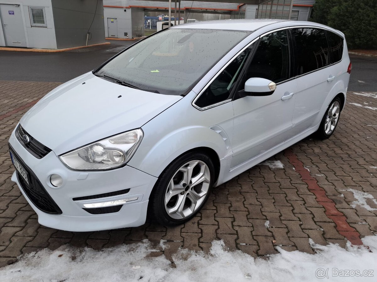 Ford S-Max Titanium- S