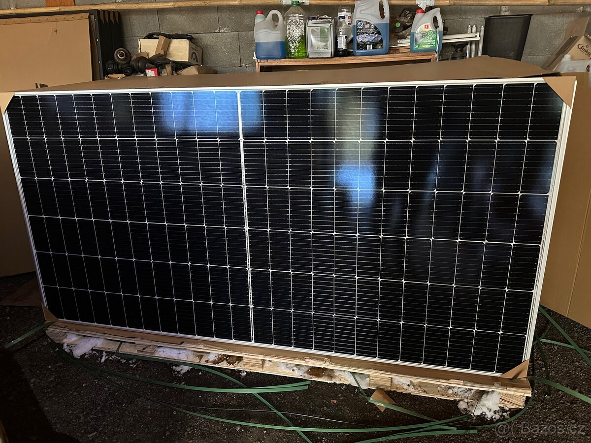 Prodám nové fotovoltaické panely DAH DHM-72X10-555W