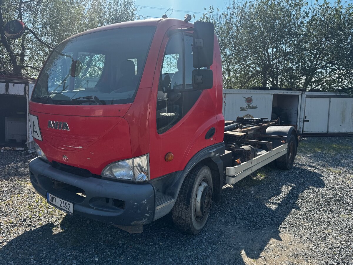 Daewoo Avia D120 , hakovy nosic kontejneru