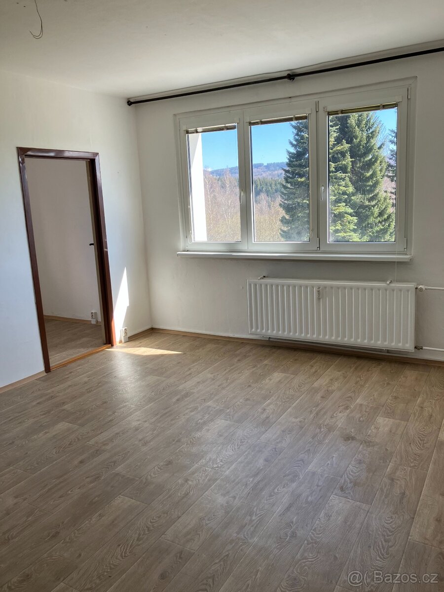 Prodej bytu 3+1, 68 m², ul. U Školky
