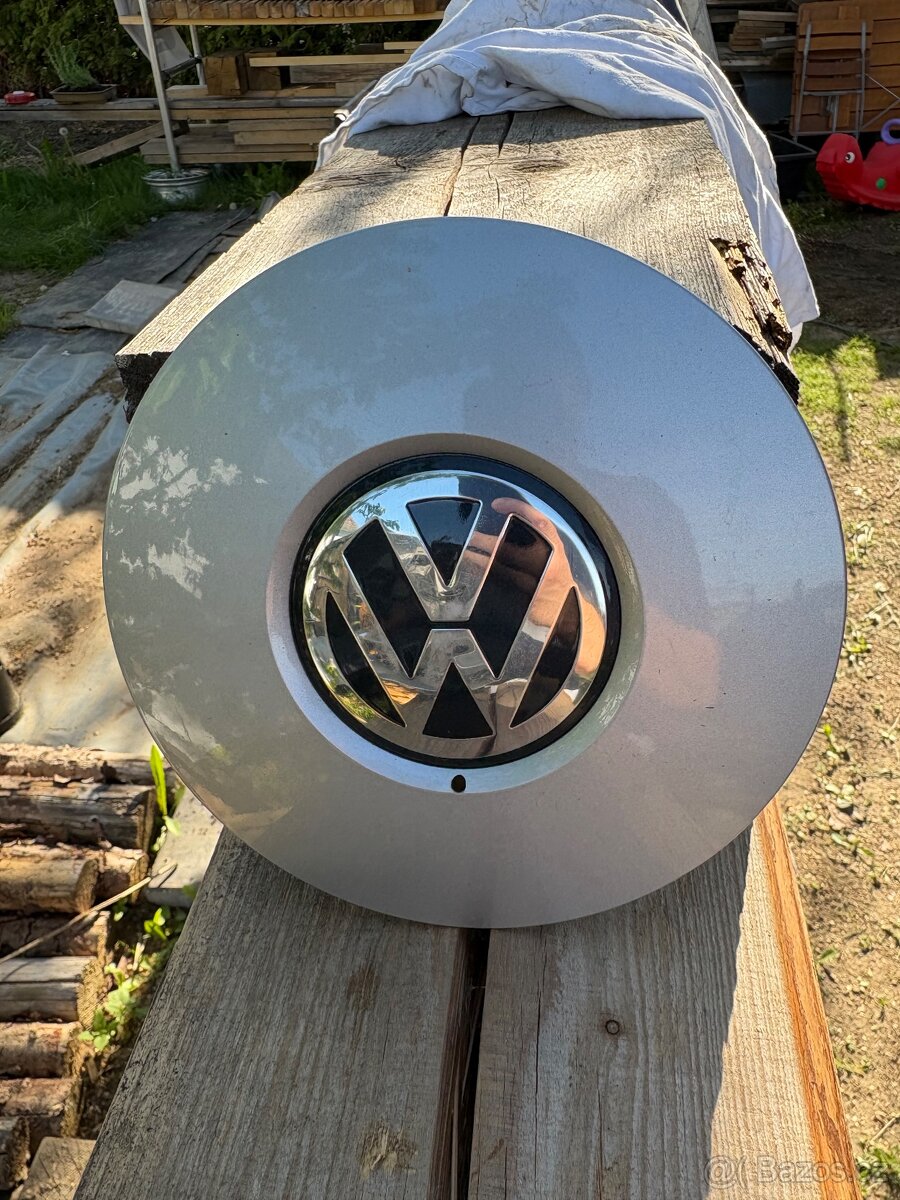Poklice na kola Volkswagen Transporter T4