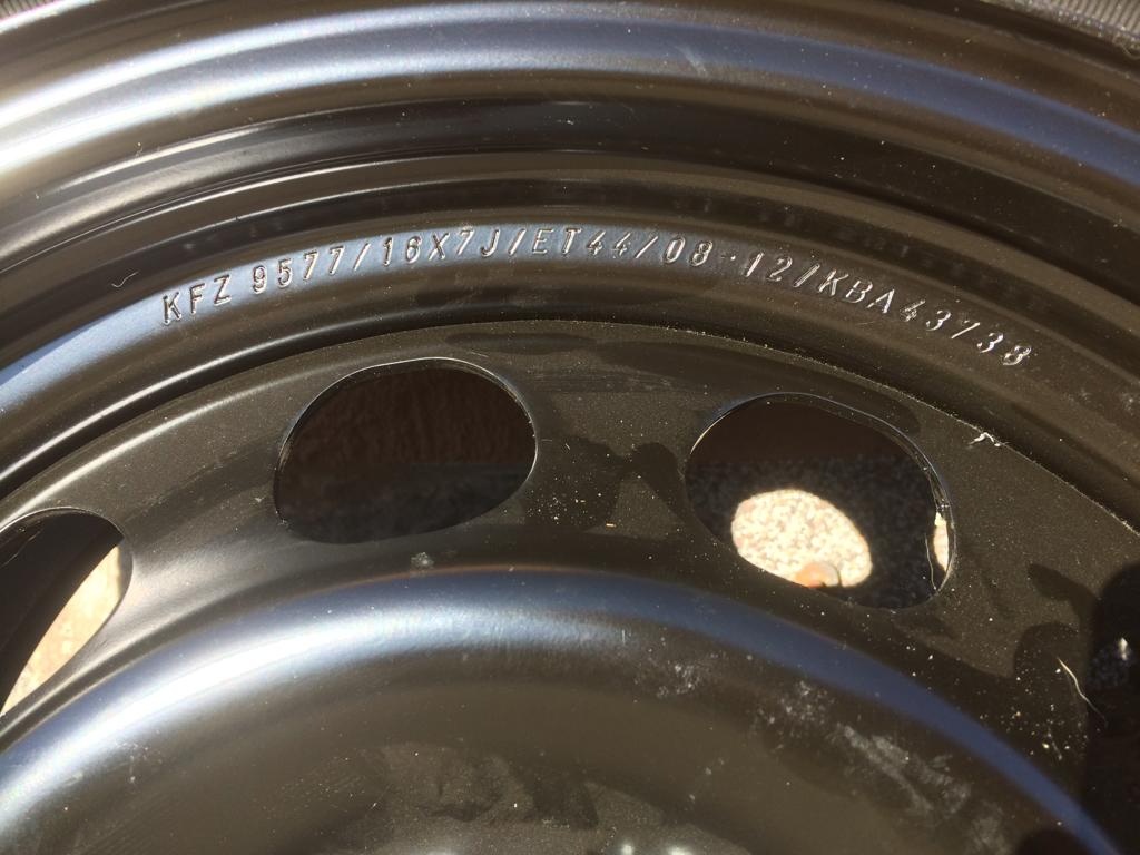 Plechový disk na BMW 3 nebo 1, 16 palců, nový