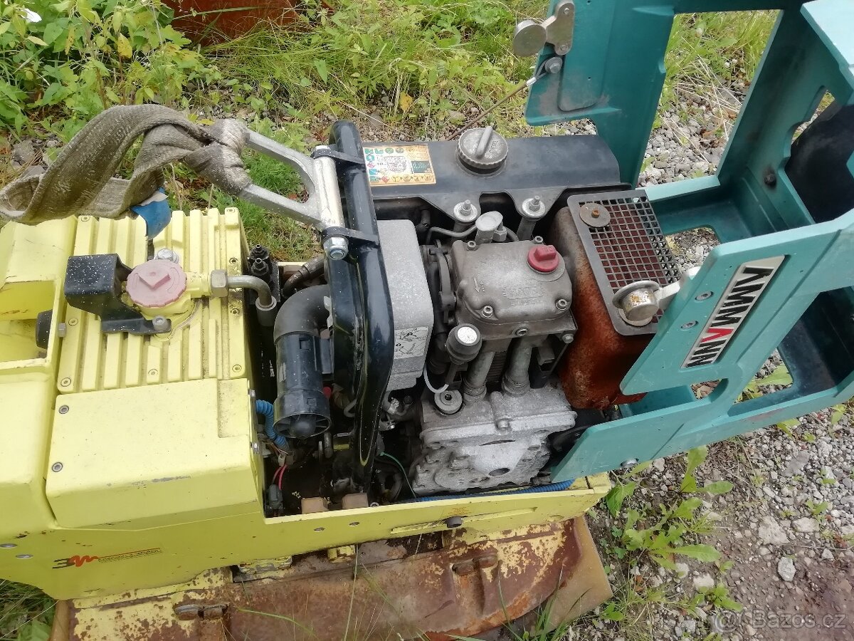 Prodám vibrační desku Ammann AVH 6030, motor HATZ-Diesel,