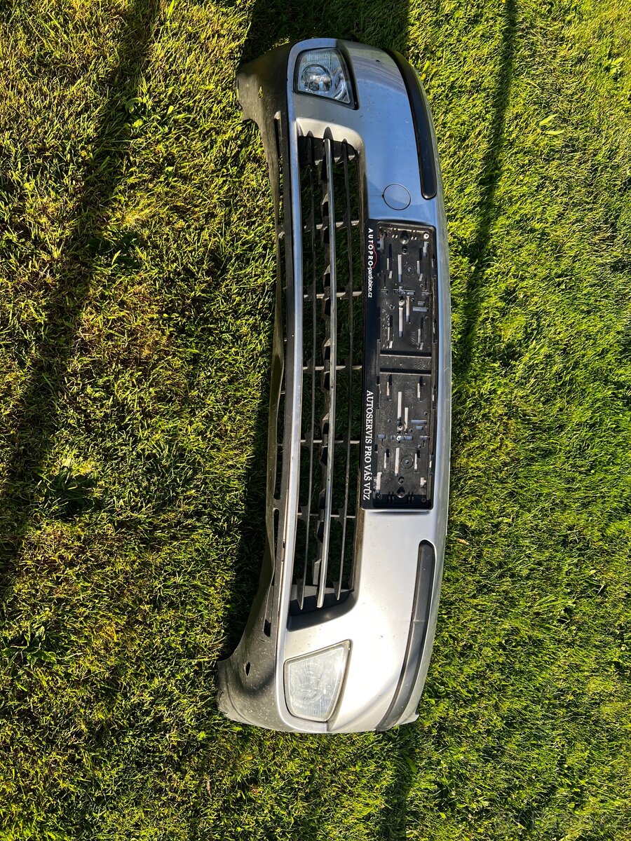 Ford Mondeo MK3 - přední nárazník
