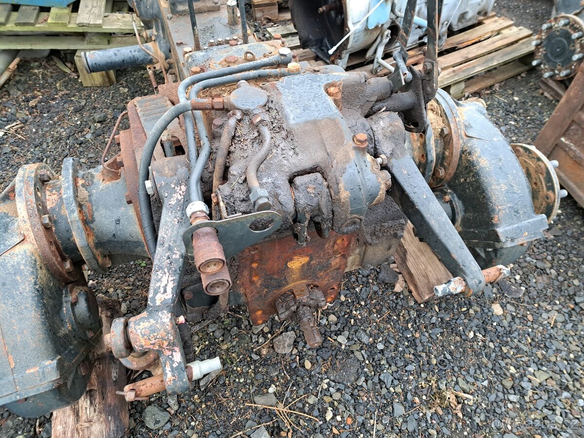 Zetor uřI kompletní výko hydrauliky