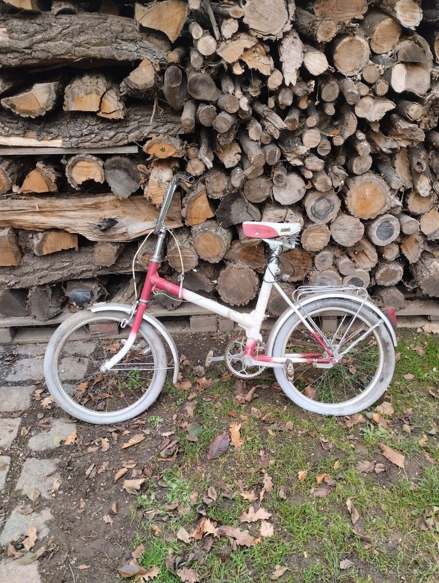 Retro kolo skládačka asi první typ