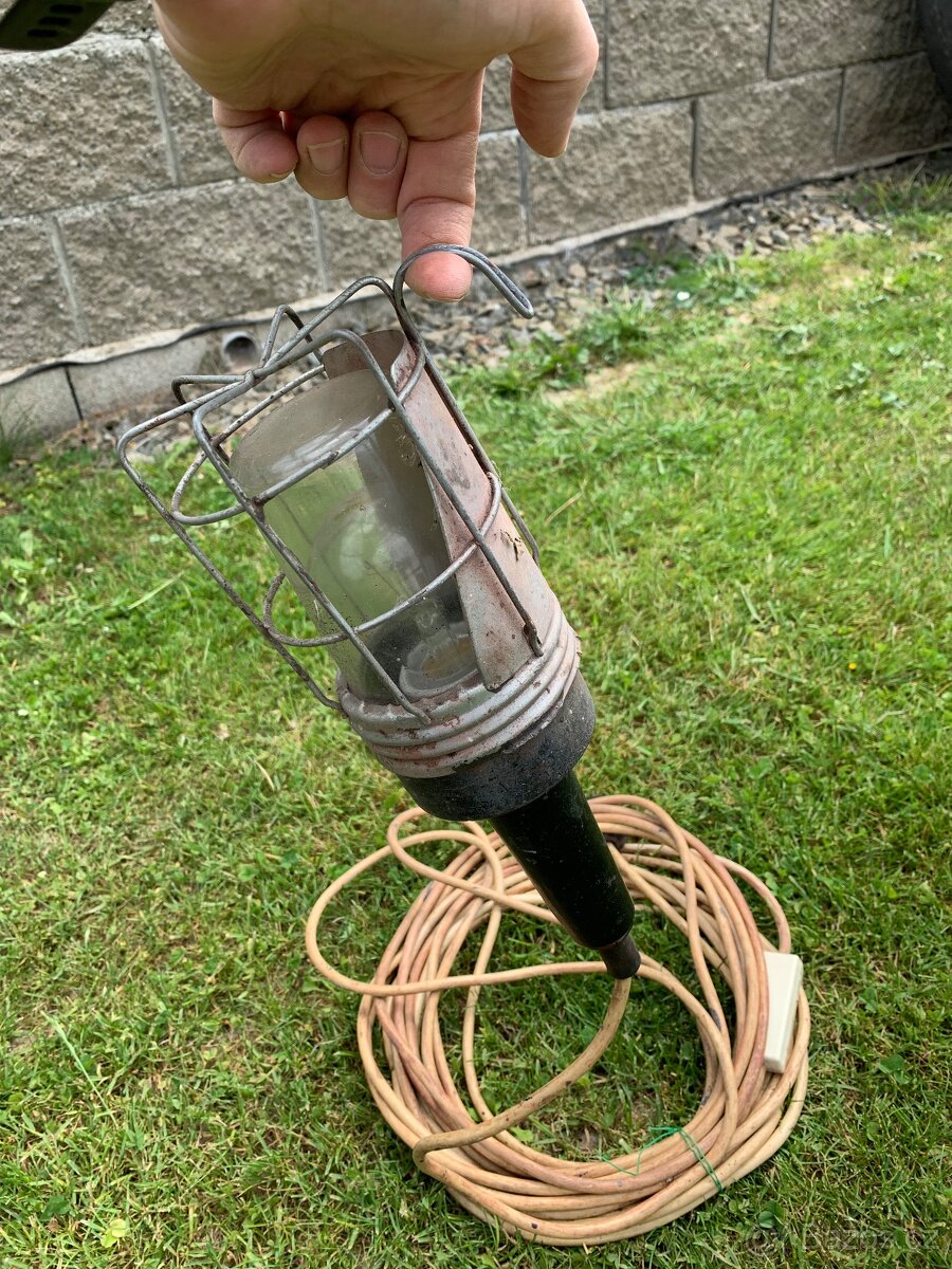 Pracovní lampa