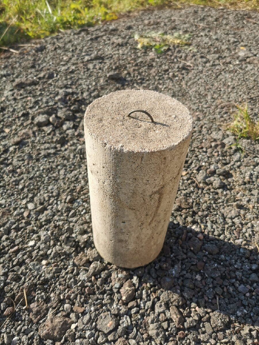 Betonová kotva