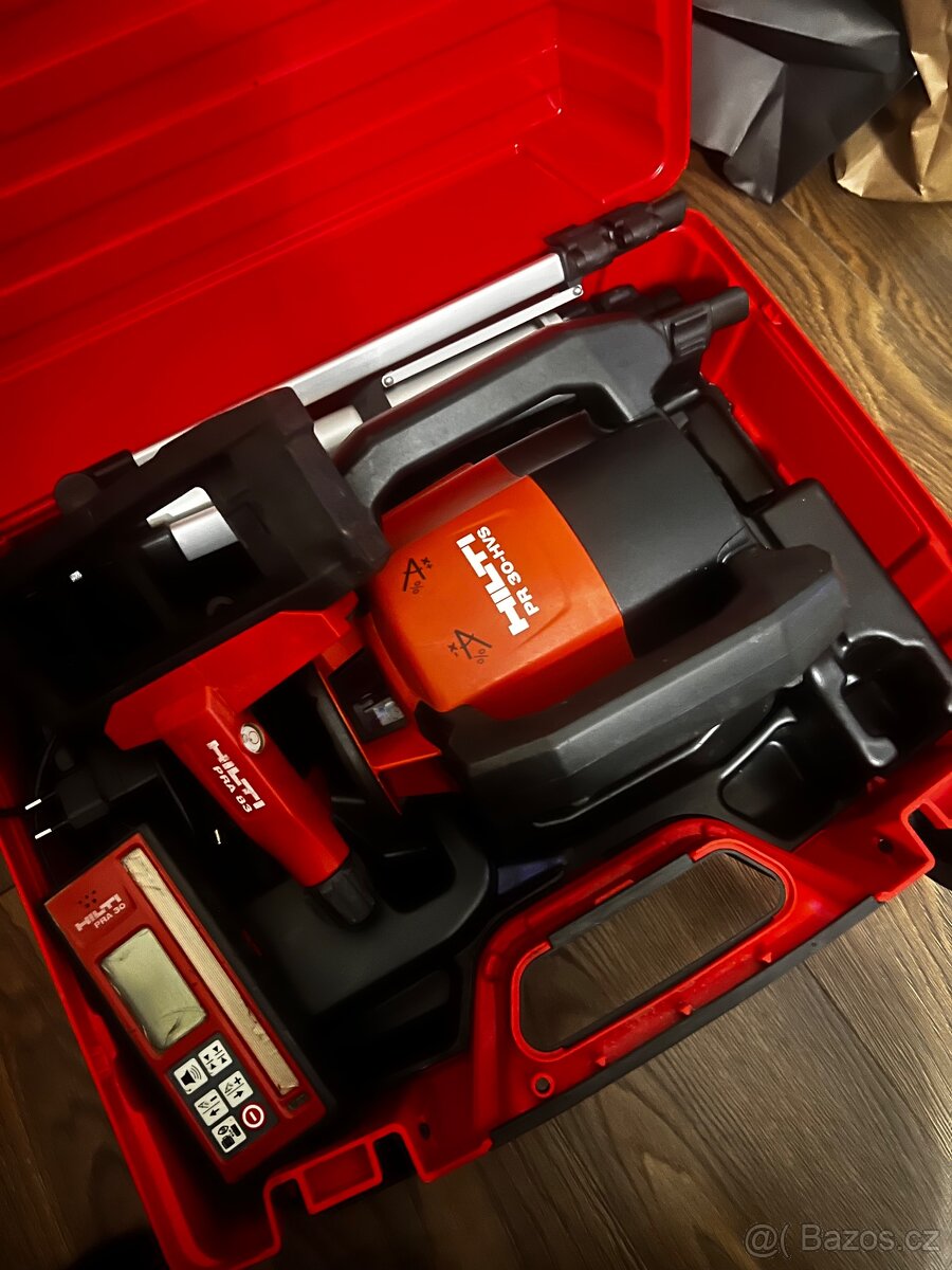 HILTI PR 30 HVS  rotační laser s automatickým sklonem
