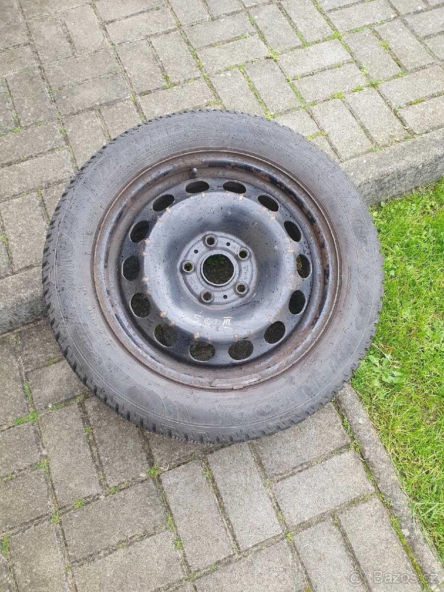 Zimní pneu 205/55/16