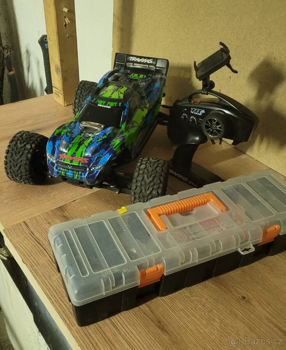 RC auto Traxxas Rustler 1:10 VXL HD 4WD