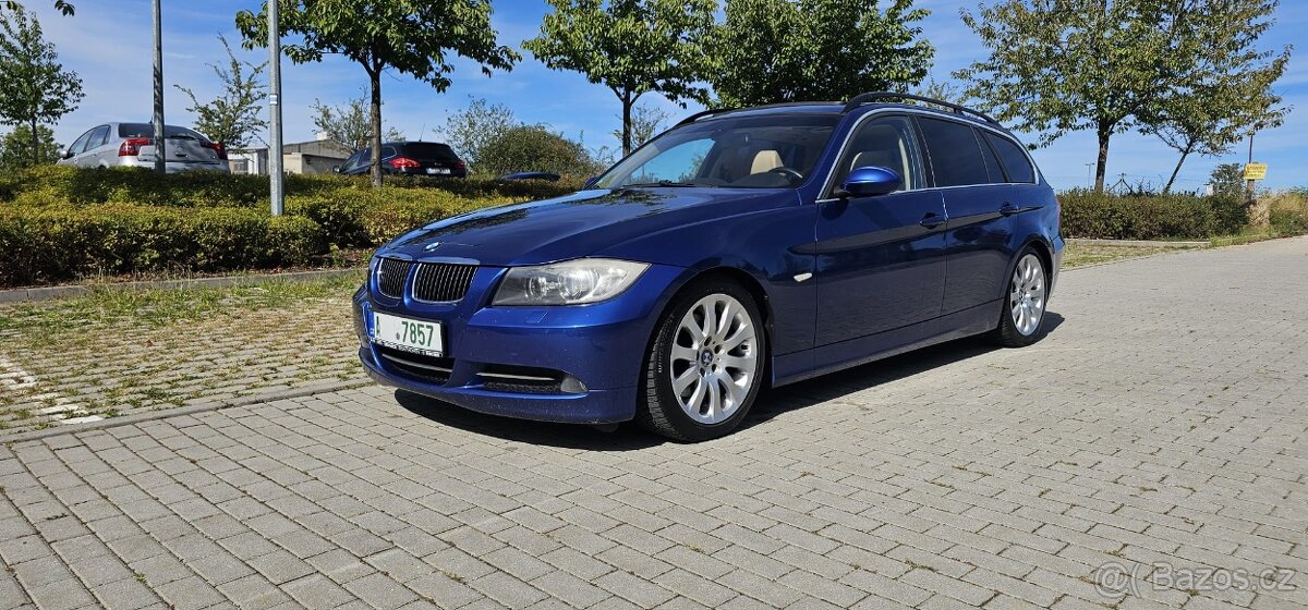 BMW 325ix 160kw panorama - sport sedadla - BEZ KOROZE