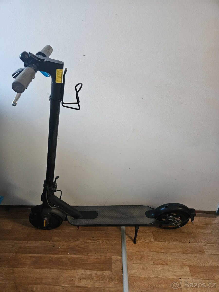 Xiaomi Mi Electric Scooter 3
