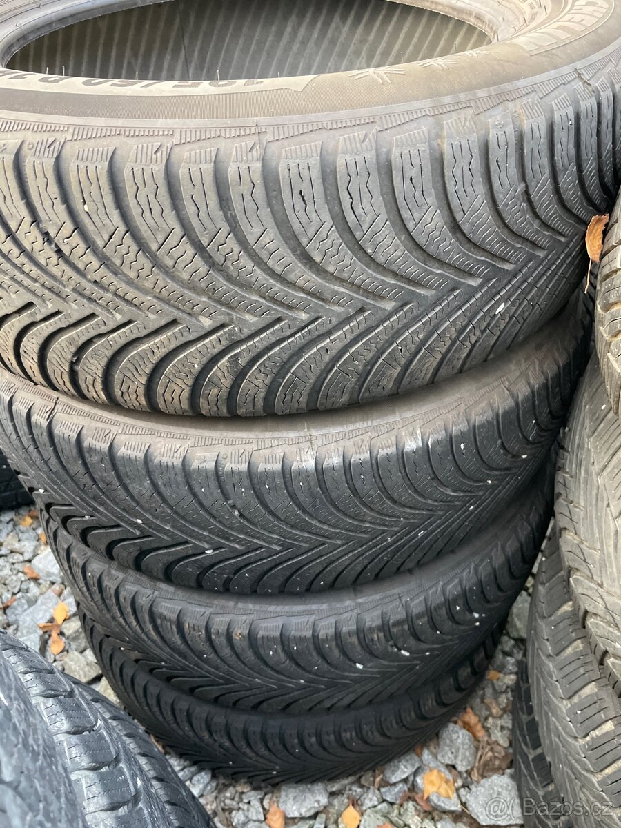 Zimní pneumatiky 196/60/16 Michelin