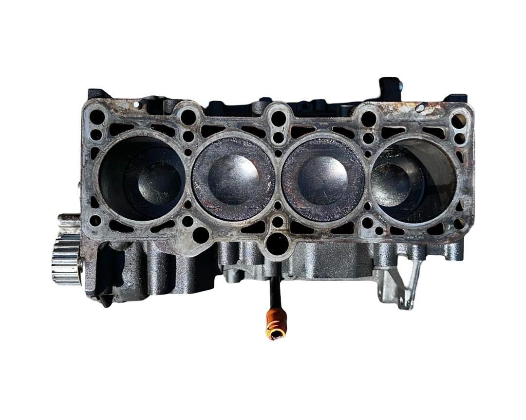 Kliková skříň motoru 06F103021H BWA Škoda Octavia 2 RS 2008