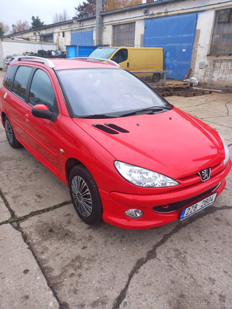 Peugeot 206 SW 1.4i-55kw,rok 2006,klima