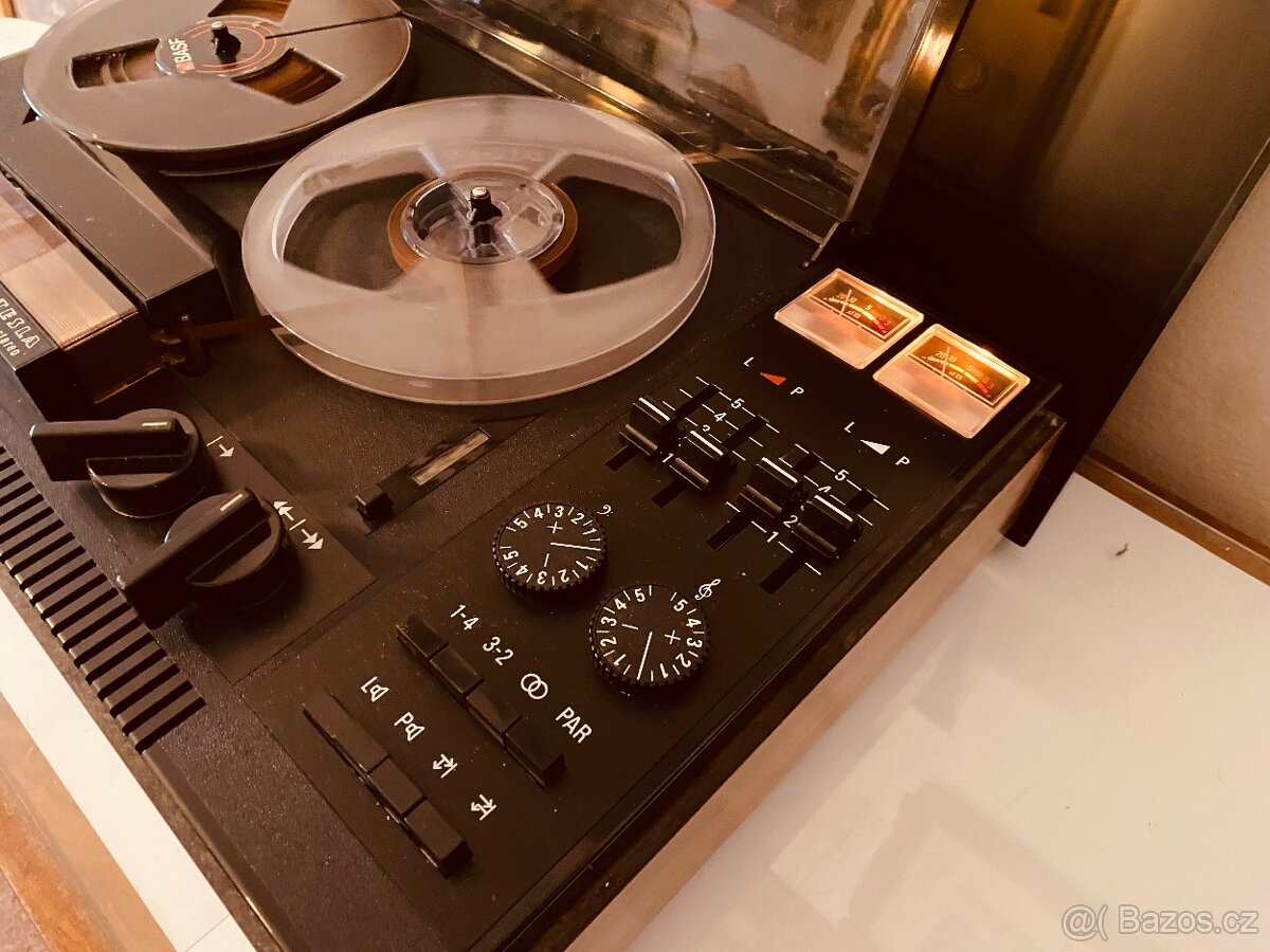 Kotoučový magnetofon Hi-Fi Tesla B73, rok 1987