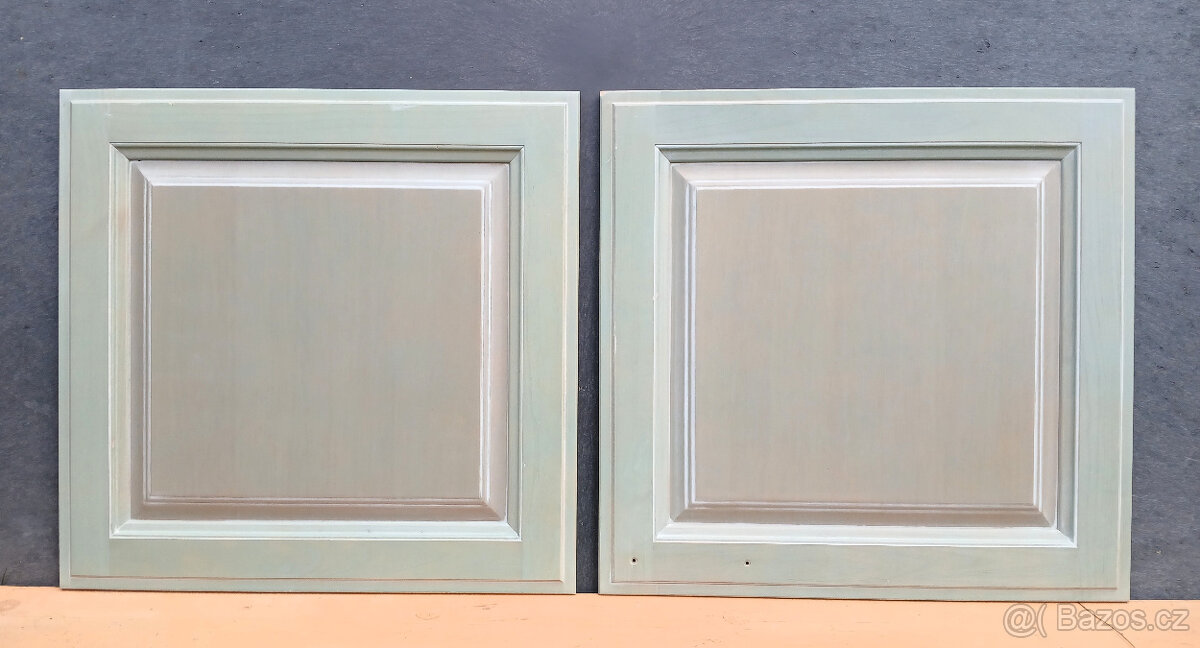 Kuchyňská dvířka masiv