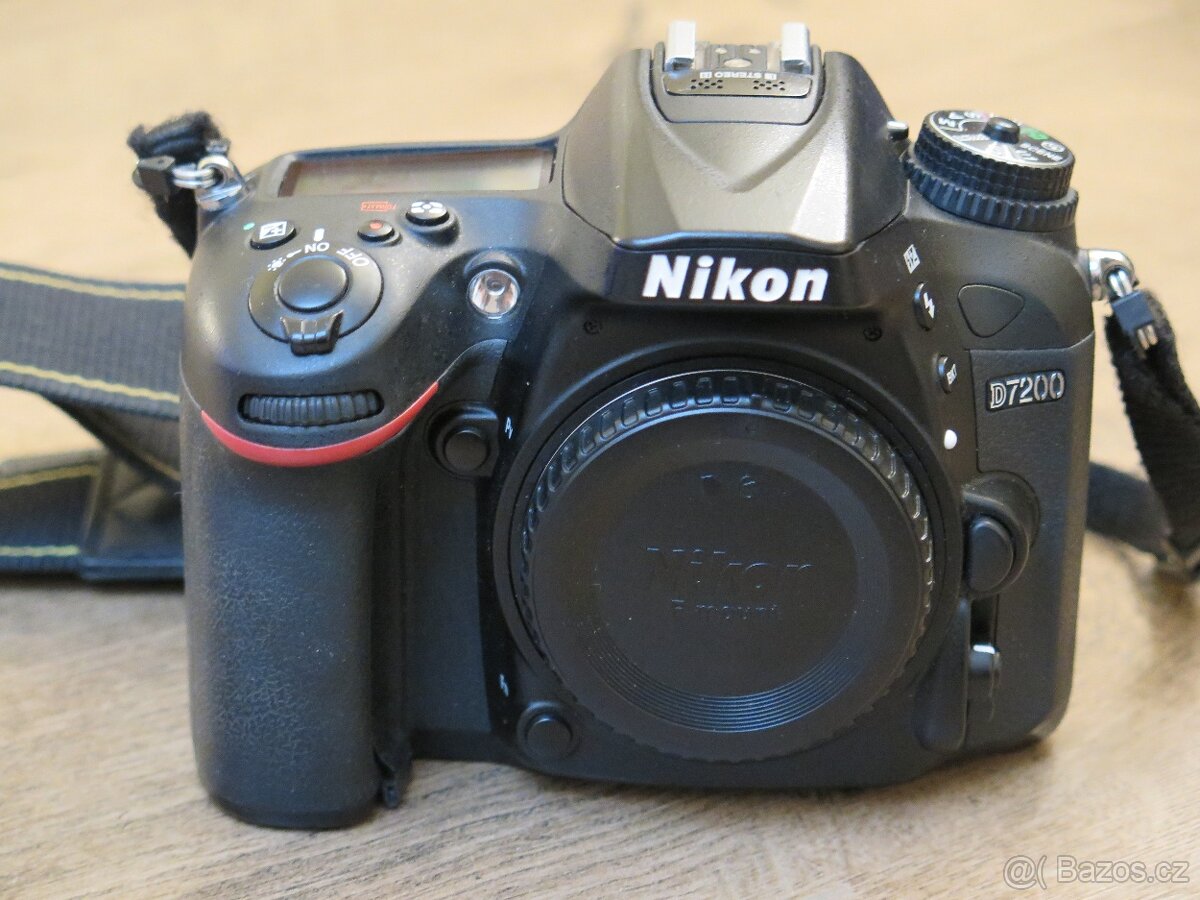 Nikon D7200 tělo