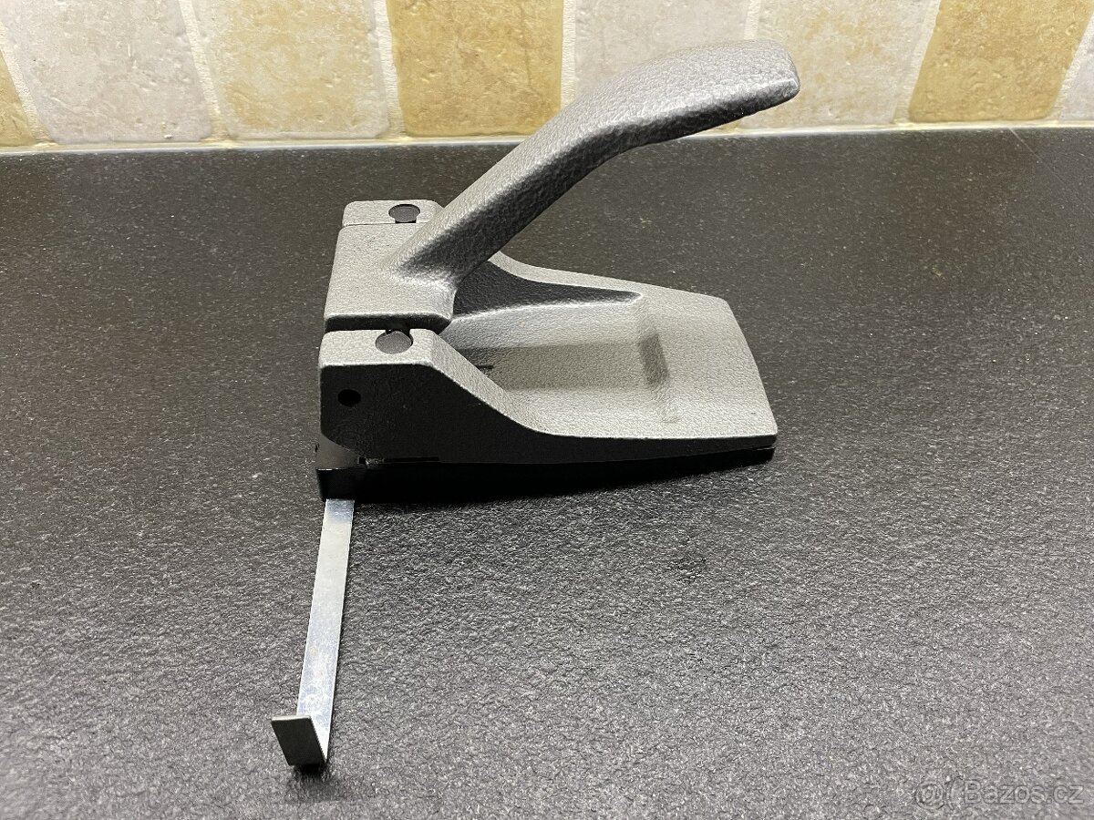 DĚROVAČKA papíru MIKOV 609 / litinový / až na 35 listů