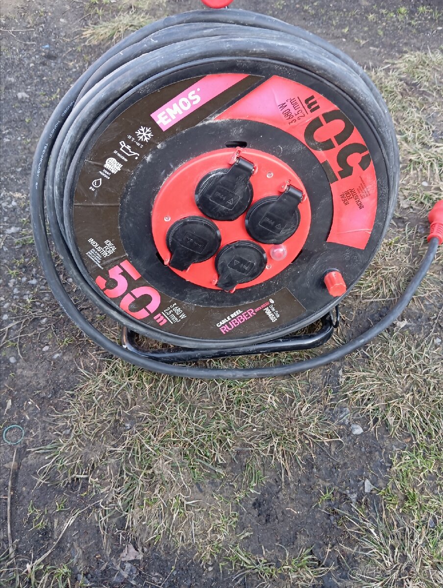 Klubo kabelové
