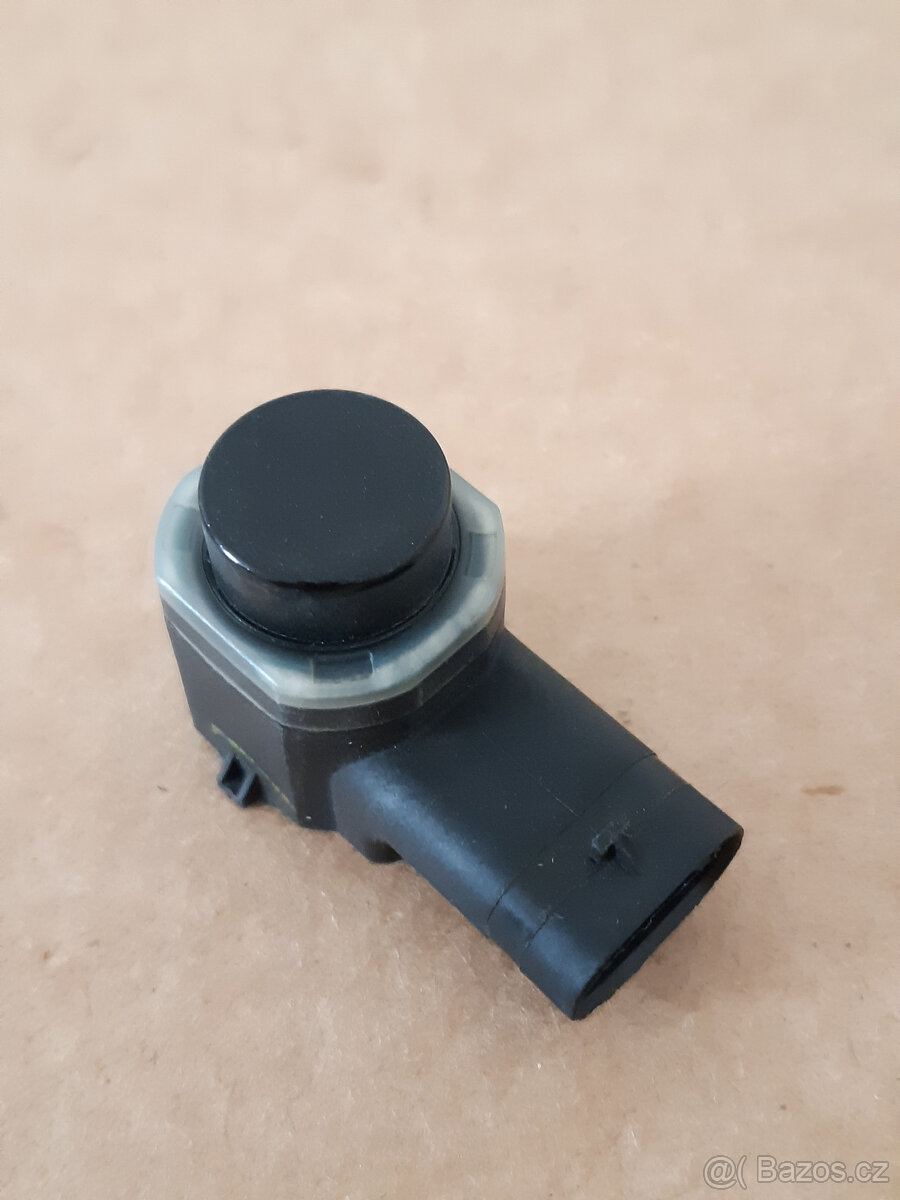 Parkovací senzor VW, černá metal