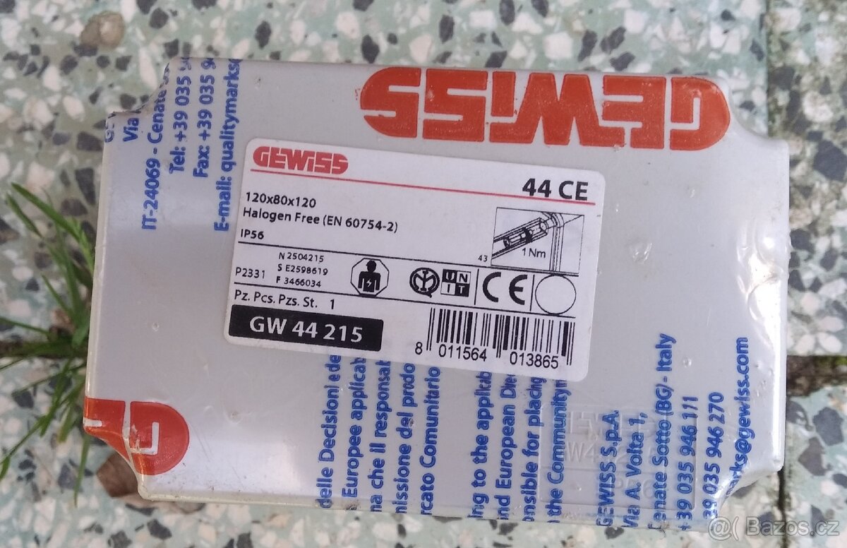 Prodám elektroinstalační krabici