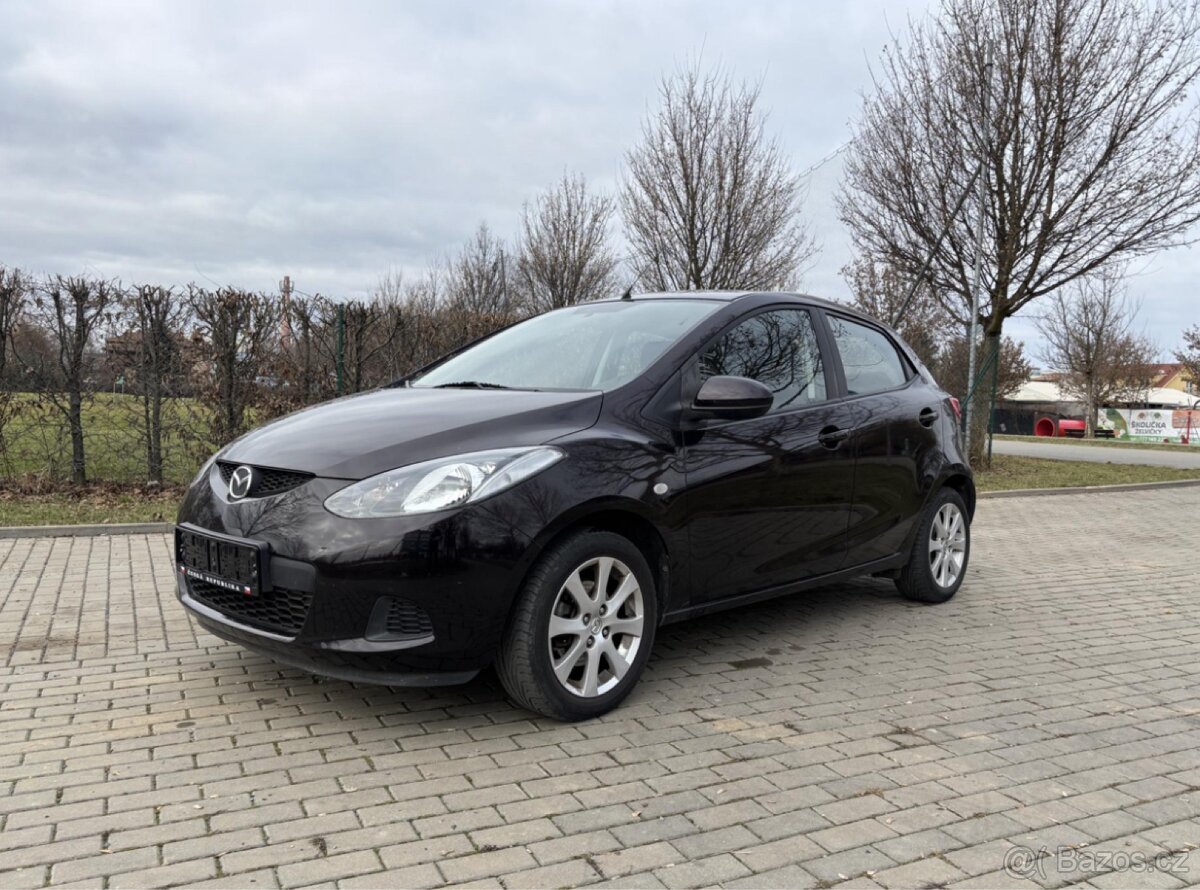 Mazda 2 1.3 55 kW, 124tkm, benzín, klimatizace