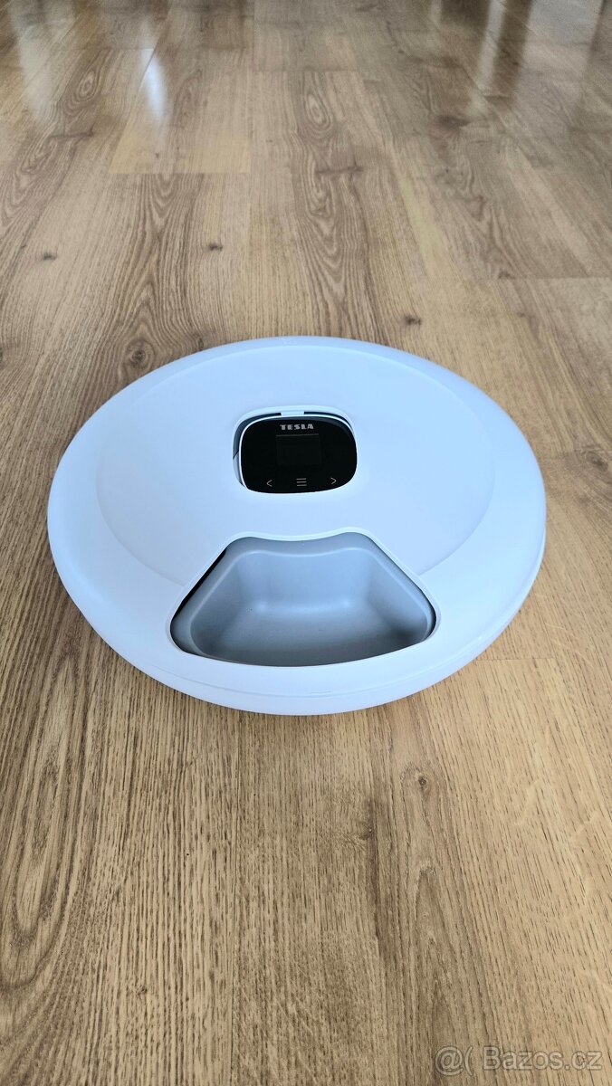 Automatické krmítko pro kočky Tesla Smart Pet Feeder Spin