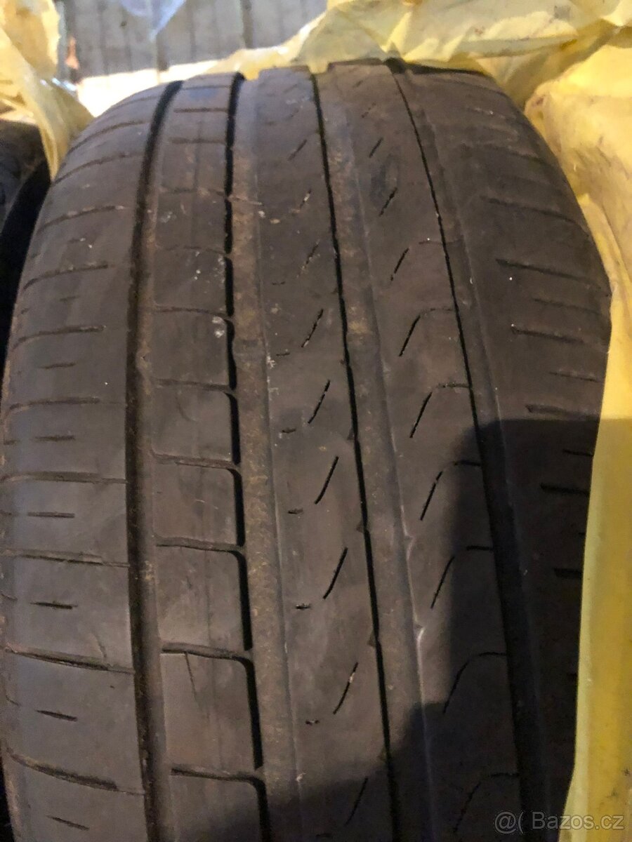 Prodám použitou pneumatiku 255/45 R18 99W – DOT 4819