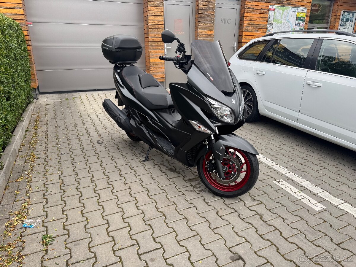 Suzuki Burgman AN 400 - nový model