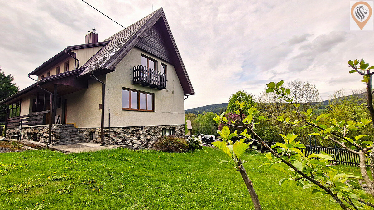 Rodinný dům i k rekreaci Javorná na Šumavě