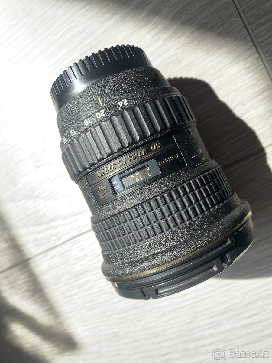 Objektiv Tokina AF 12-24mm/4 v Top stavu