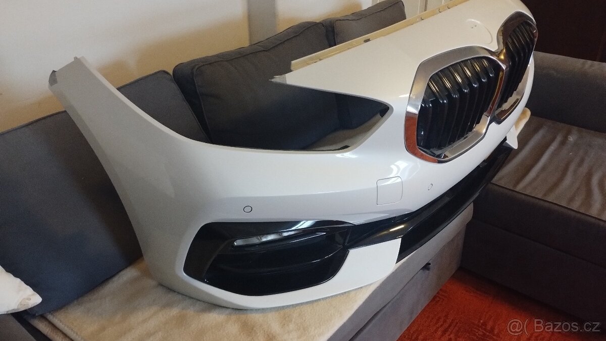 Prodám přední nárazník BMW 1 F40