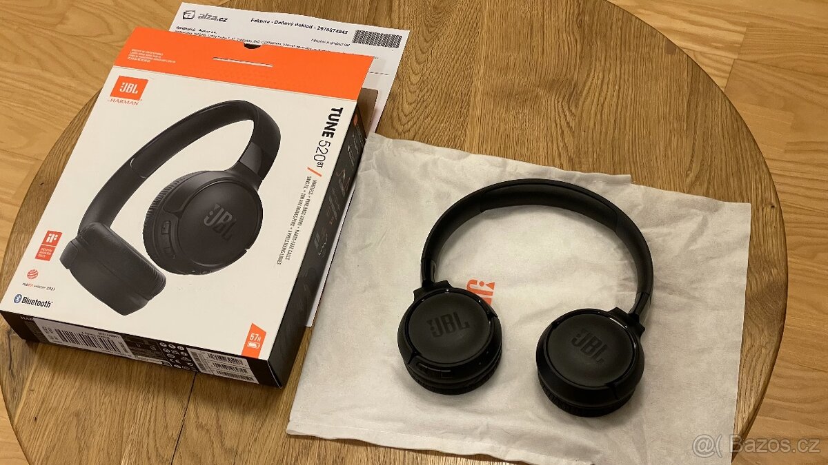 JBL Tune 520BT