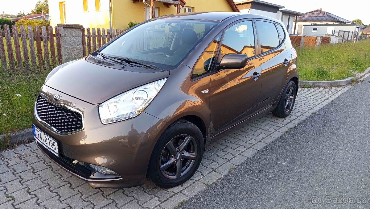 KIA VENGA 1,4 CVVT; 90Ps; najeto pouze 20.600km