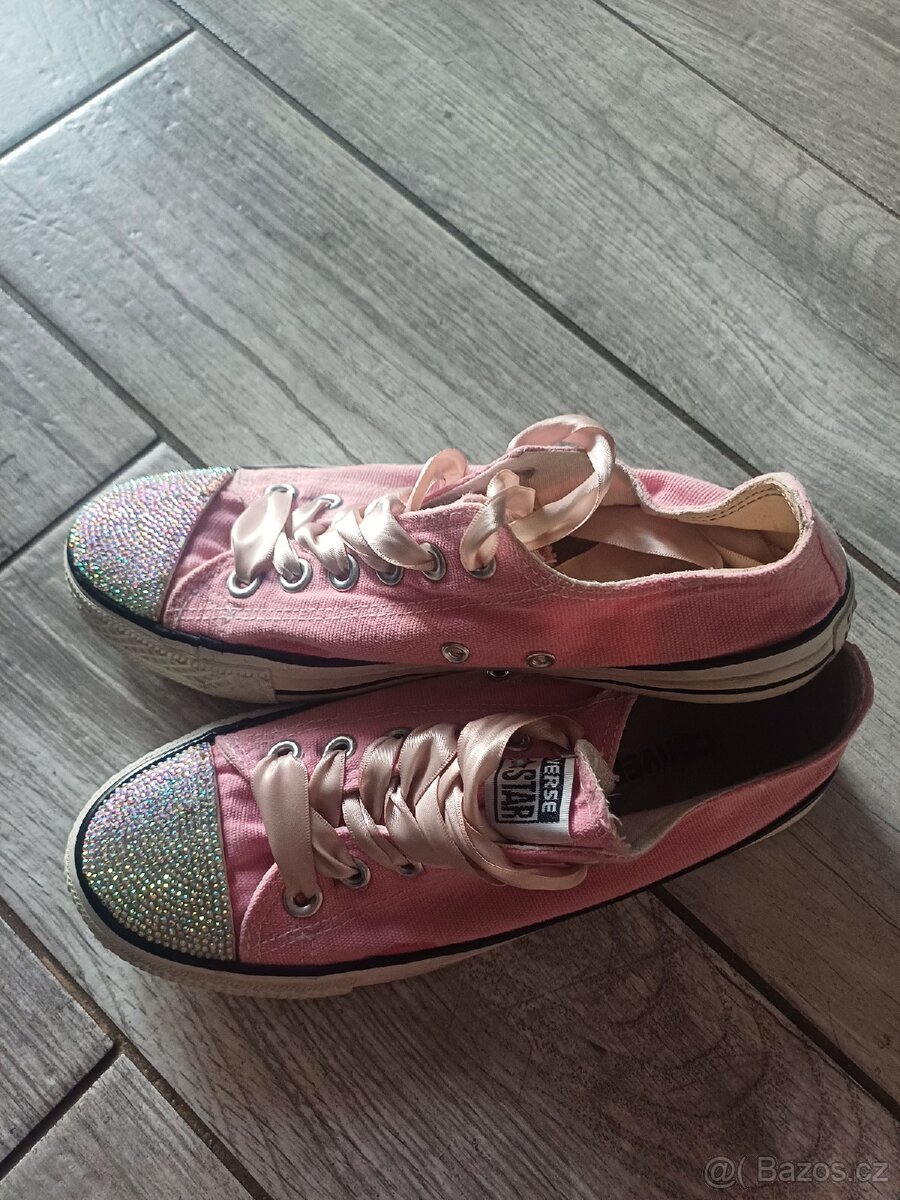 Damske tenisky Converse vel.38