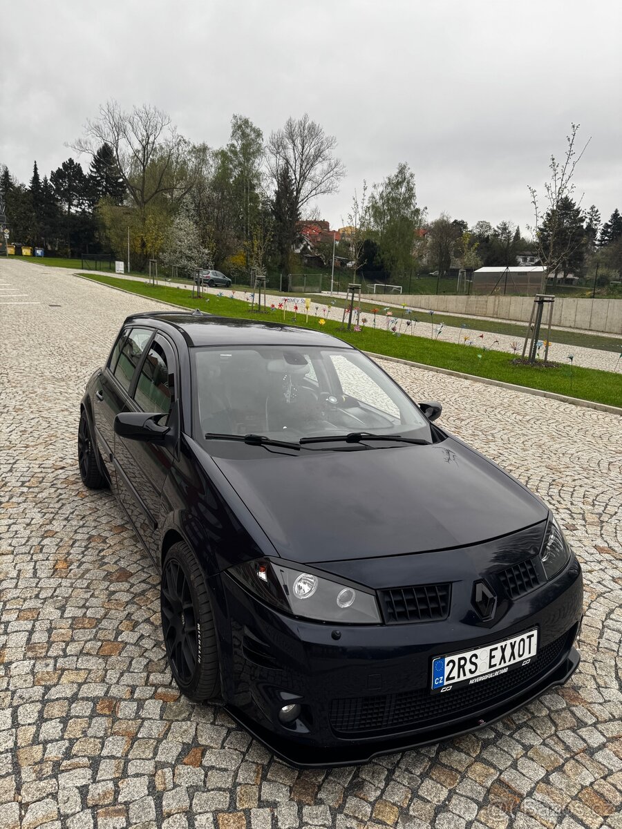 2004 Renault Megané 2 RS 2.0T 165kw