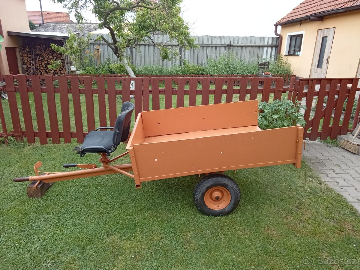 Vozík za malotraktor