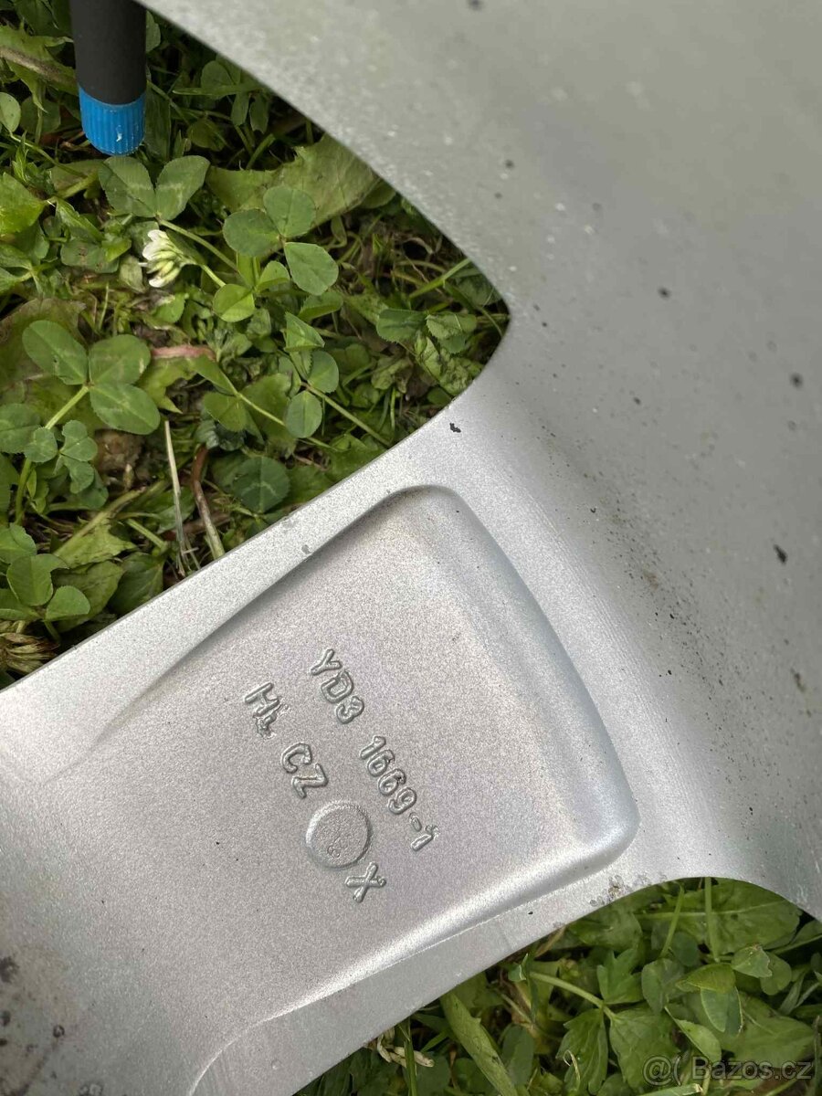 Prodám sadu Alu kol z Octavie 1
