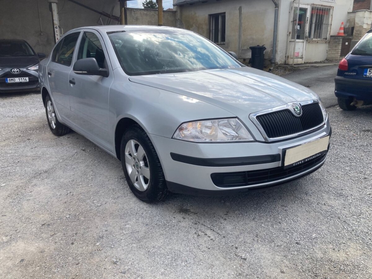 Škoda Octavia 1.6i ,75KW,1.Majitel nové v ČR