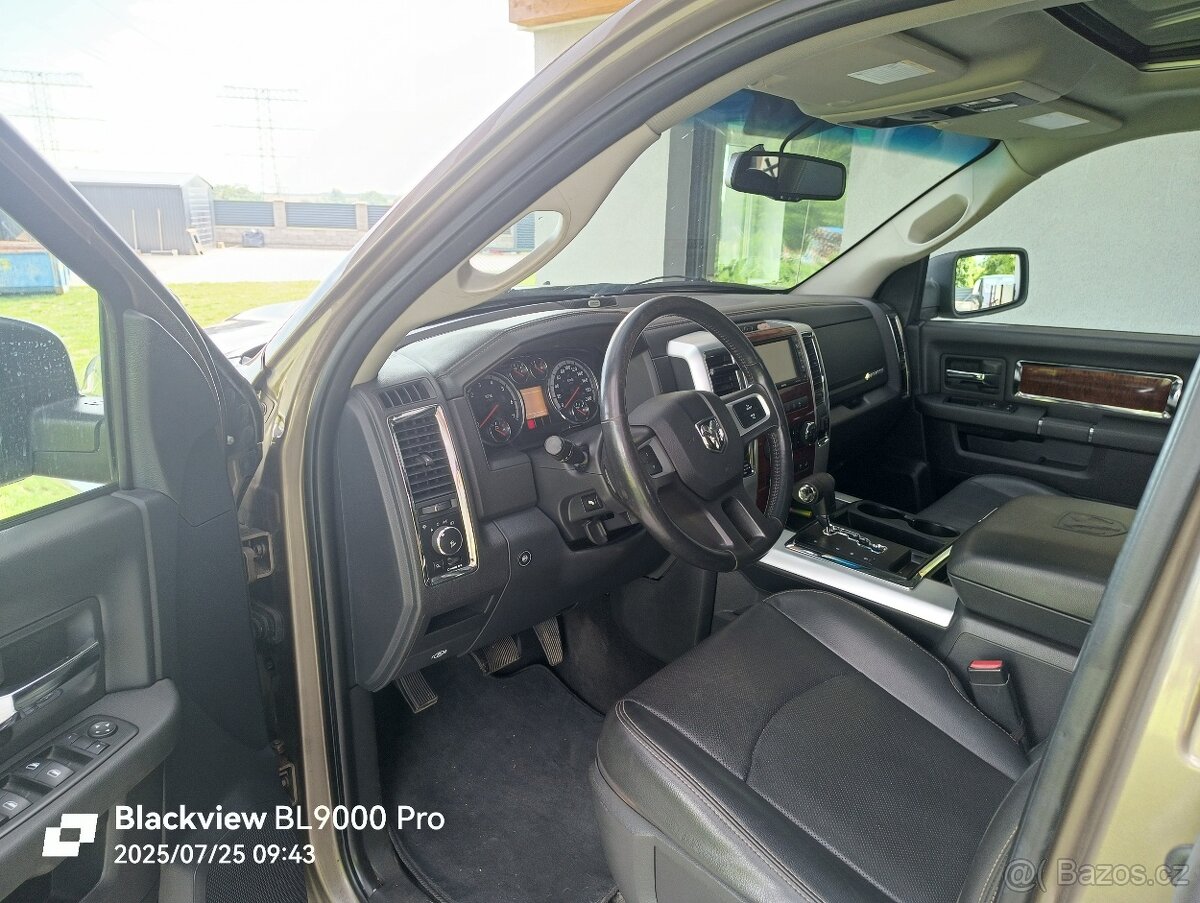 Prodám Dodge RAM 5.7 hemi LPG