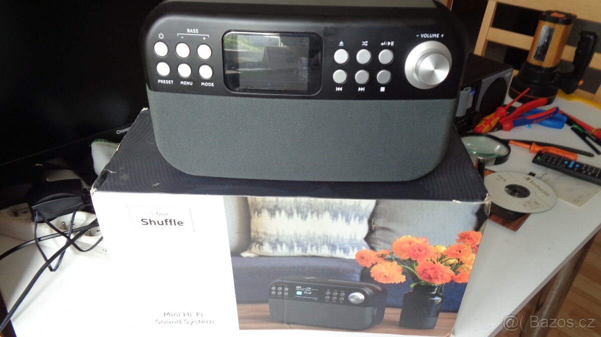 Hi-fi Sound System Shuffle