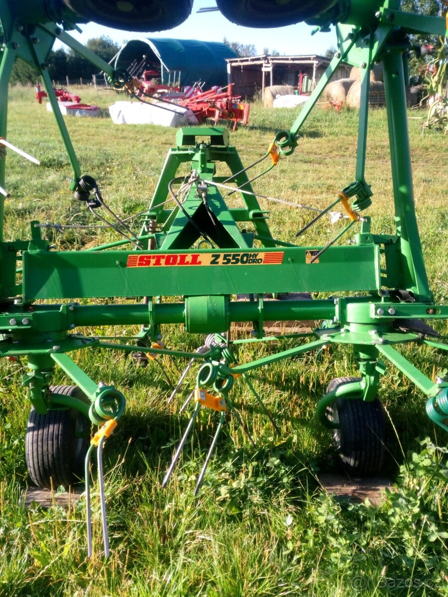 Obraceč sena a píce STOLL  Z550 HYDRO