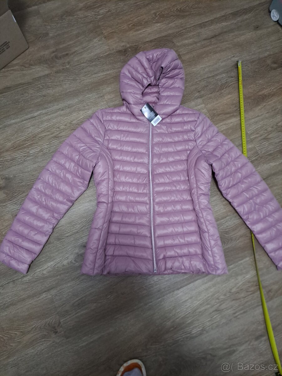 Dámské zimní bundy,kabáty a vesty